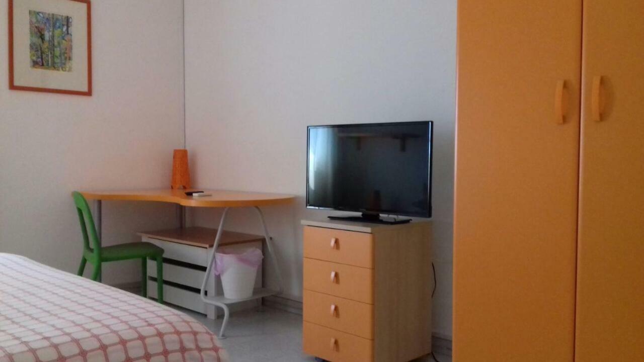 Fontanarossa Airport Apartment Катания Экстерьер фото